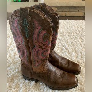 WOMENS JUSTIN COWBOY BOOTS SIZE 6 B